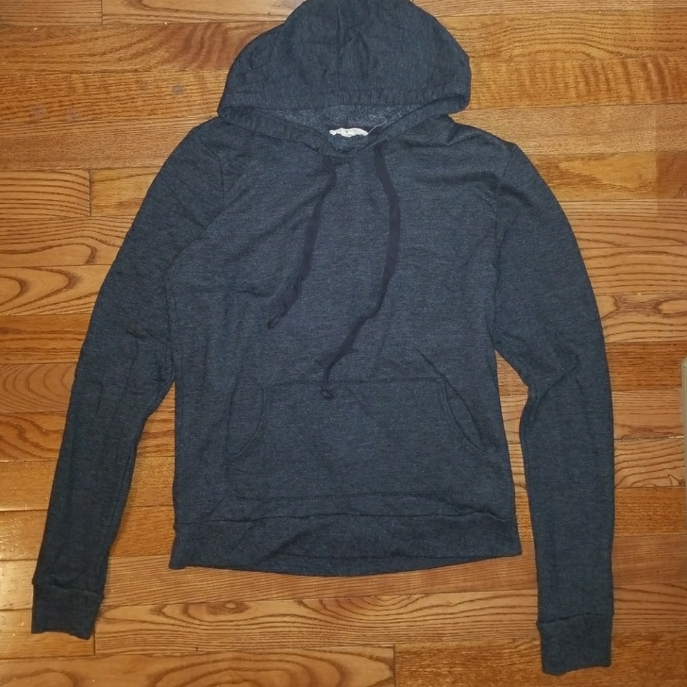 Zenna Outfitters Light Weight Hoodie